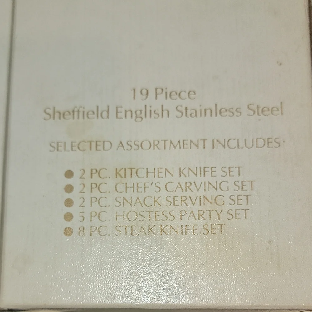Regent Sheffield 19-Piece Stainless Steel Cutlery Set - Cream